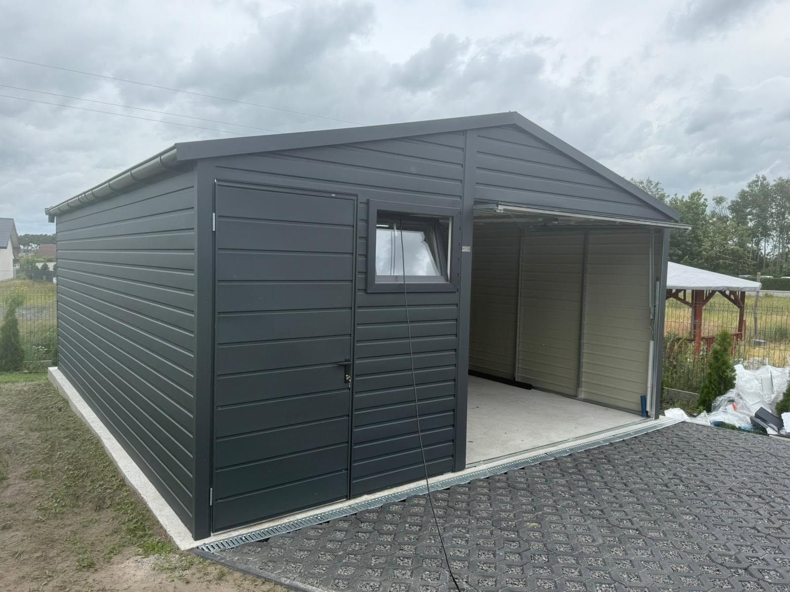 Garaż Akrylowy 5×6 Dwuspadowy
