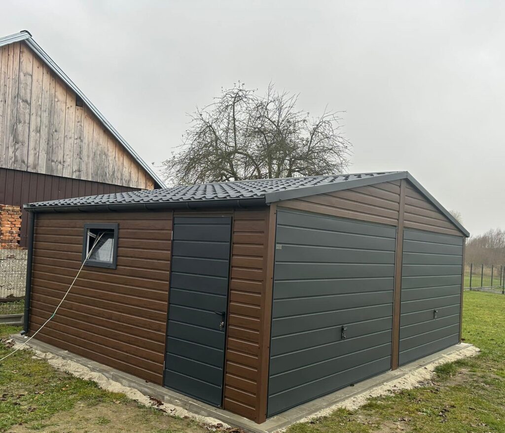 Garaż drewnopodobny 6 m x 5 m    ID- D24