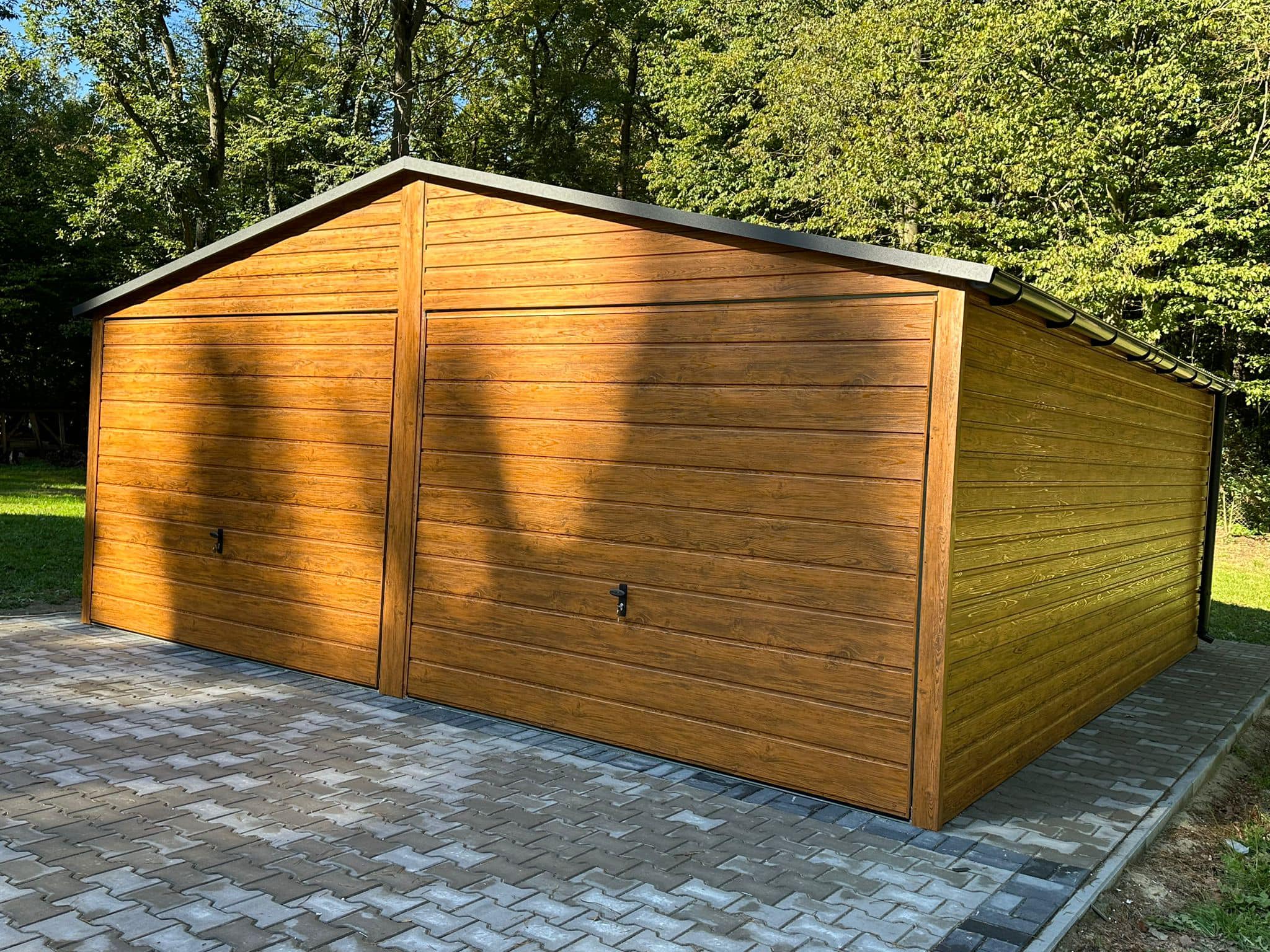 Garaż drewnopodobny 6 m x 5,8 m ID- D19